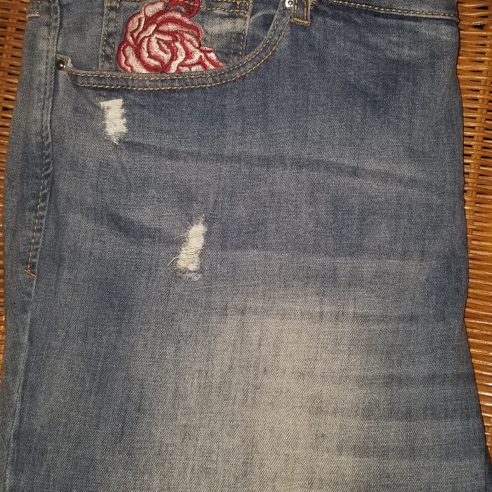 Jeans - Picture 7 of 7